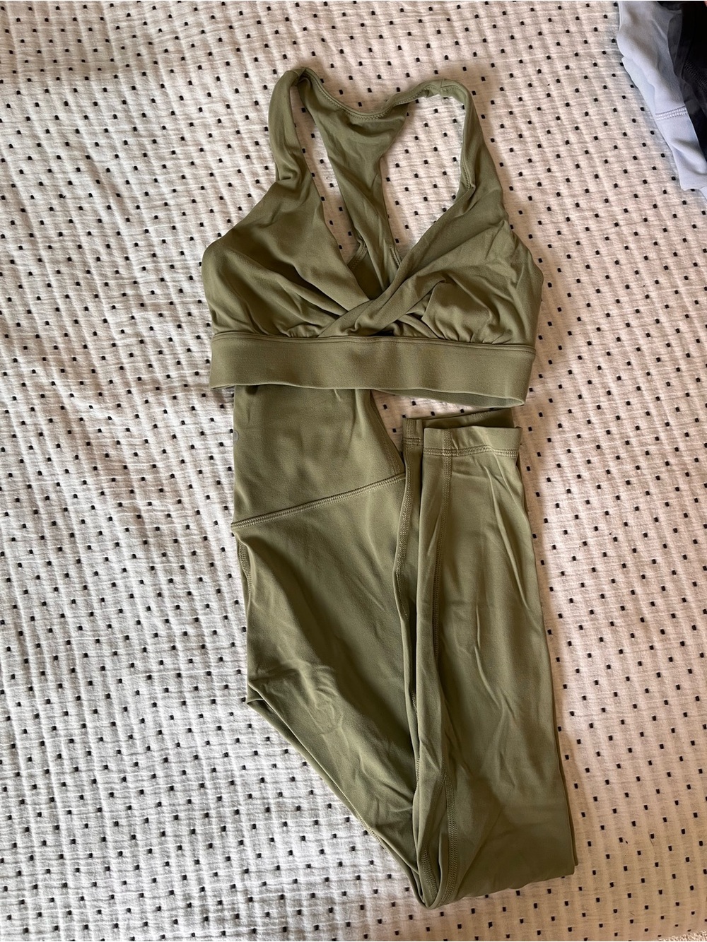 lululemon athletica Olive Green Leggings and Sports Bra Set